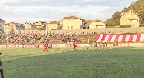 Нелепи грешки в защита и лоша кондиция провалили &bdquo;Дунав&ldquo; в Петрич