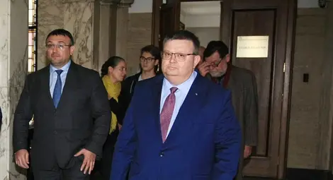 Държавната петролна компания на Венецуела превеждала пари по български банкови сметки