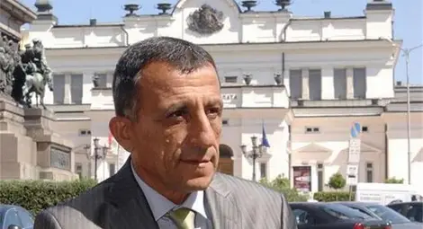 Изключиха от ДПС бивш депутат - не работел за партията