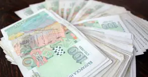 Собственик на нощен клуб глобен за изстъпления в таксиметрова фирма