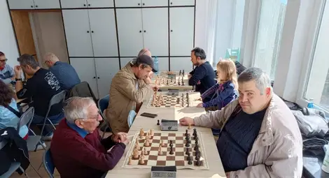 Утре в Зала 1 на Областната администрация на Русе ще се проведе турнир по ускорен шах Утре в Зала 1 на Областната администрация на Русе ще се проведе турнир по ускорен шах