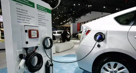 Електрически акценти на русенското автомобилно изложение пред „Метро“ Електрически акценти на русенското автомобилно изложение пред „Метро“