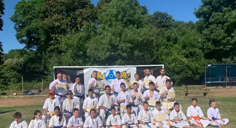 Каратисти на &bdquo;Ипон&ldquo; защитиха степени пред руско светило