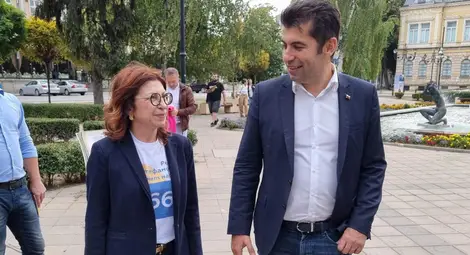 Кирил Петков: Рена Стефанова не само обича Русе, но ще е близко до хората, защото е добър човек