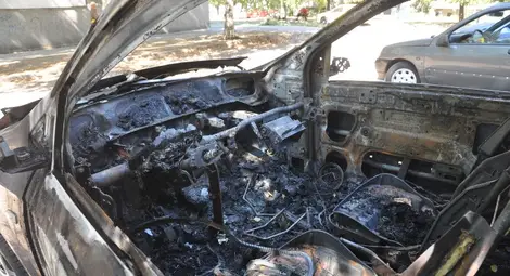 Палят трети автомобил на 25-годишен заради дългове