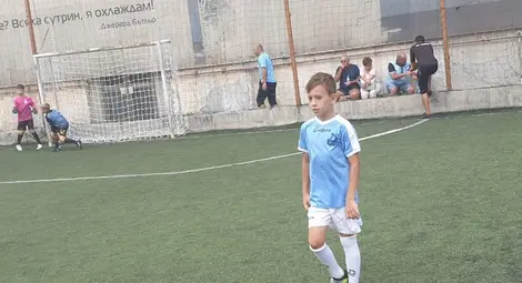 Рожденикът е горд с внука си Борис, който също играе като полузащитник.