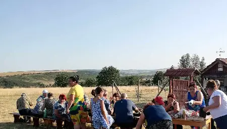 Празникът Свети Дух събра на курбан жителите на Белцов