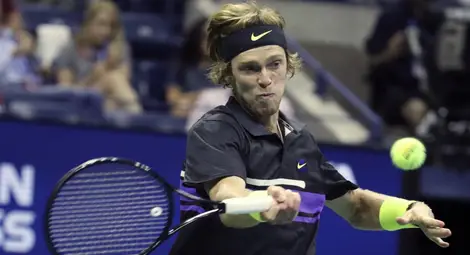 Рубльов елиминира Кирьос, Надал победи с лекота Чунг Рубльов елиминира Кирьос, Надал победи с лекота Чунг