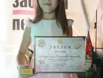 Маги Георгиева донесе трета награда от „Полските щурчета“ Маги Георгиева донесе трета награда от „Полските щурчета“