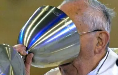 Ватикана оглави класация по употреба на вино