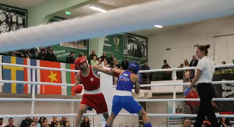 Боксьорките ни започнаха с победа на Световното в Индия Боксьорките ни започнаха с победа на Световното в Индия