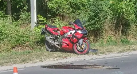 Пострадалият моторист от Златните летял със 150-200 км/ч