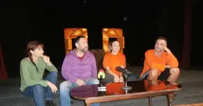 Костенурчето Франклин намира приятели в кукления театър