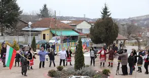 Шофьори плащаха с усмивка глоби на бабинденските полицайки в Басарбово