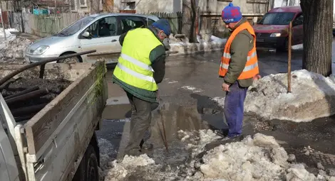 &bdquo;Русе Пъблик Сървисиз&ldquo; заменя &bdquo;Мели&ldquo; в чистенето на уличните шахти