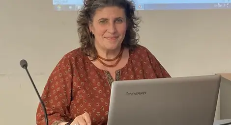 Десислава ТИХОЛОВА