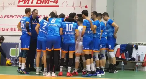 Волейболистите трябваше да играят тайбрек, за да се наложат над непретенциозния &bdquo;Град&ldquo;. Снимка: &bdquo;Утро&ldquo;