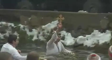 Навръх Богоявление: Калоферци саботираха хорото