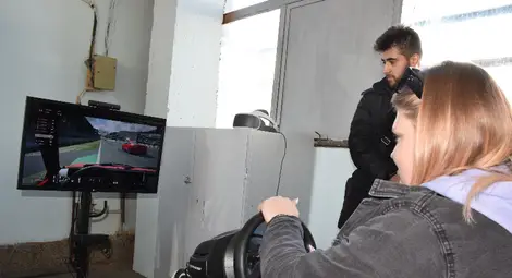 Център за исторически превозни средства откриха в Русенския университет /галерия/