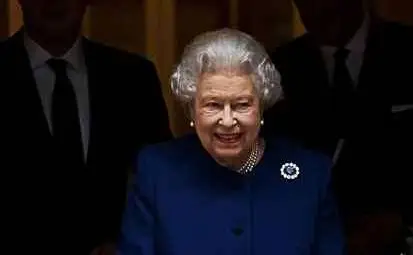 Кръстиха част от Антарктика на кралица Елизабет II 