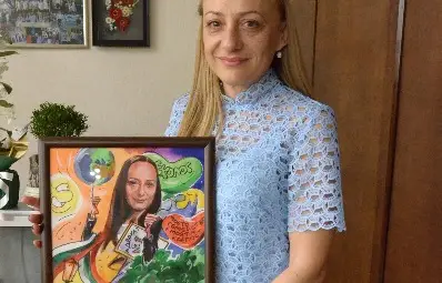 Шарж, кактус и дървото на живота за рождения ден на Наталия Кръстева