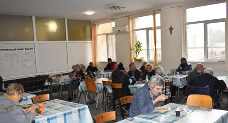 „Каритас“ Русе протяга ръка за помощ към бедните, уязвимите и социално изолираните „Каритас“ Русе протяга ръка за помощ към бедните, уязвимите и социално изолираните