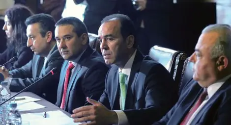 Минути преди крайния срок докладът за КТБ още го няма!