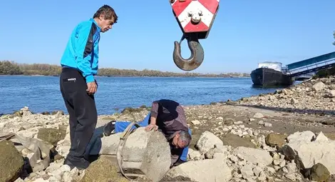 Една от големите русенски загадки излезе от Дунав и пое към разрешаването си