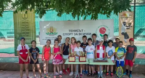 ТК „Русе“ записва деца за безплатни курсове по тенис ТК „Русе“ записва деца за безплатни курсове по тенис