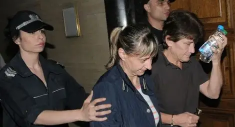 Шеф в КТБ си оставил бележка: Да не намерят досиетата! Шеф в КТБ си оставил бележка: Да не намерят досиетата!