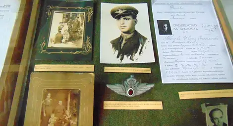 Фотоизложба за българина, помогнал на човека да стъпи на Луната