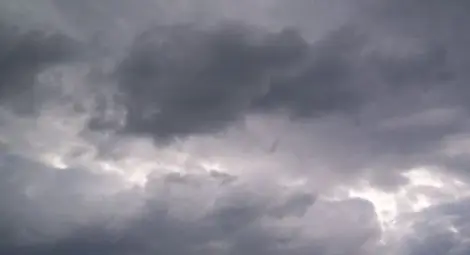 Облачно, с максимални температури между минус 4&deg; и 1&deg;