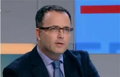 Председателят на КФН: Прокопиеви обикалят и търсят компромати срещу мен