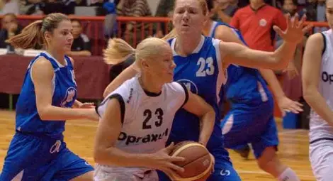 Стьопата: &bdquo;Нефтохимик&ldquo; и &bdquo;Дунав 8806&ldquo; са най-близо до купата на България