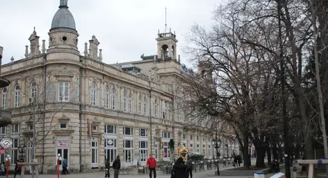 Майстори на декори показват  свои живописни произведения