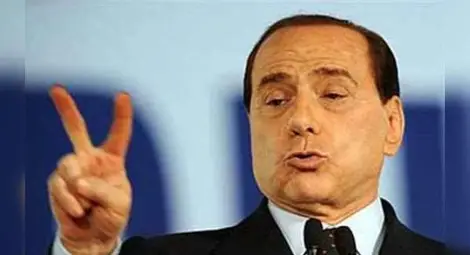 Десницата на Берлускони води за Сената