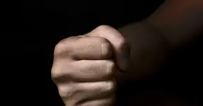 80-годишен мъж безмилостно пребит заради 50 стотинки