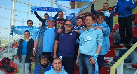 Русенският отбор имаше подкрепата на гласовита агитка.