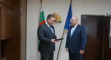 Председателят на Общинския съвет Иво Пазарджиев поздрави новия областен управител на Русе Анатоли Станев