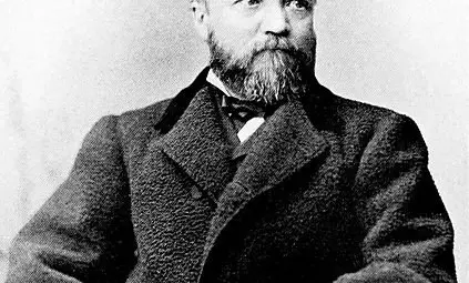 Който умира богат, умира в позор! Умът е този, който прави тялото богато Който умира богат, умира в позор! Умът е този, който прави тялото богато