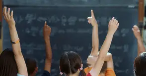 Седмокласниците в Русе се стопили три пъти за последните три години