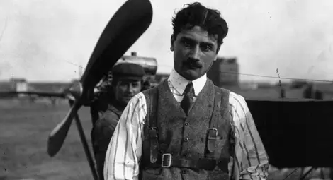 Ролан Гарос. Не турнира, а човека