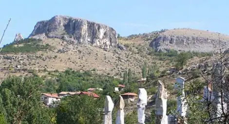 Строят параклис по заръка на Ванга край целебен извор в Илинденци