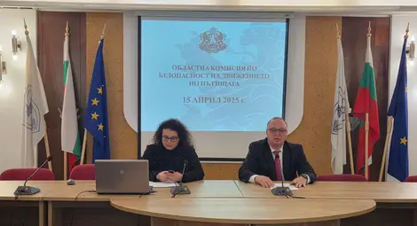 12 буса са спрени от движение от началото на годината, заради нерегламентиран превоз на пътници в Русенско 12 буса са спрени от движение от началото на годината, заради нерегламентиран превоз на пътници в Русенско