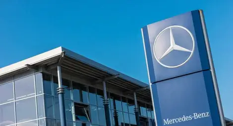 Шефът на Daimler Дитер Цече напуска. Кормилото поема Ола Калениус Шефът на Daimler Дитер Цече напуска. Кормилото поема Ола Калениус