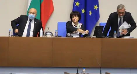 24 май - Ден на българската, а не на славянската писменост