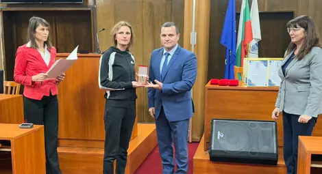 Първенци в Ученическите игри в Русе бяха наградени от кмета Пенчо Милков