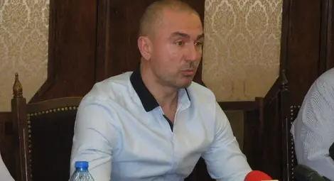 Д-р Симеон Симеонов: Мутренските времена във футбола явно се връщат Д-р Симеон Симеонов: Мутренските времена във футбола явно се връщат