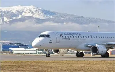 Сред блокираните 10 часа в Анталия българи имало бременна в осмия месец жена