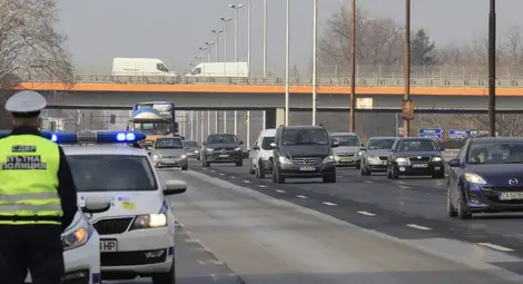 Масови проверки за превишена скорост и пияни шофьори по празниците